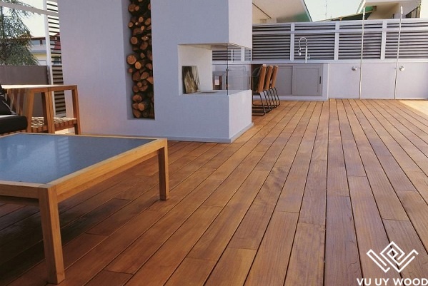Sàn gỗ ngoài trời
