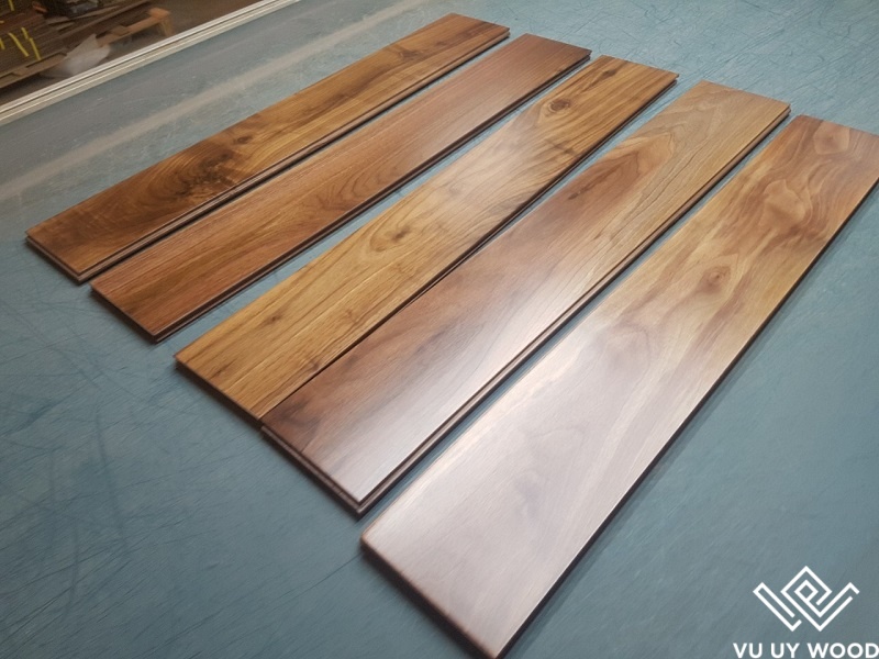 Cách nhận biết sàn gỗ óc chó chất lượng tránh hàng kém chất lượng